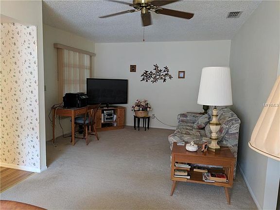5th image of 3468 Maclaren Dr