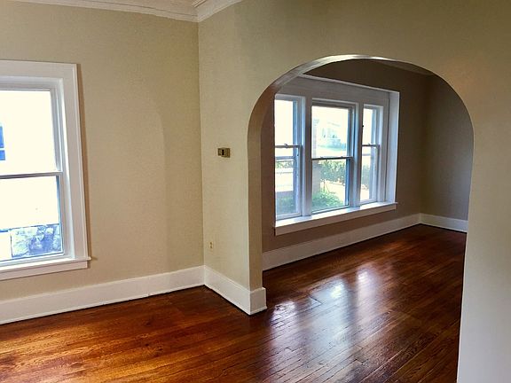 5th image of 1351 Logan St SE