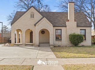 617 N Van Buren Ave #1, Mount Pleasant, TX 75455