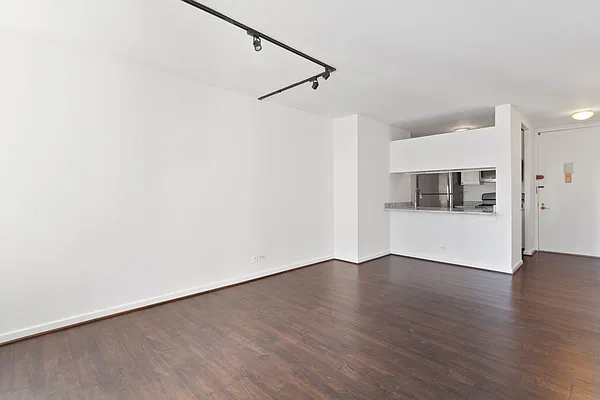 Sold by Fischer Group Realty, LLC | media 4