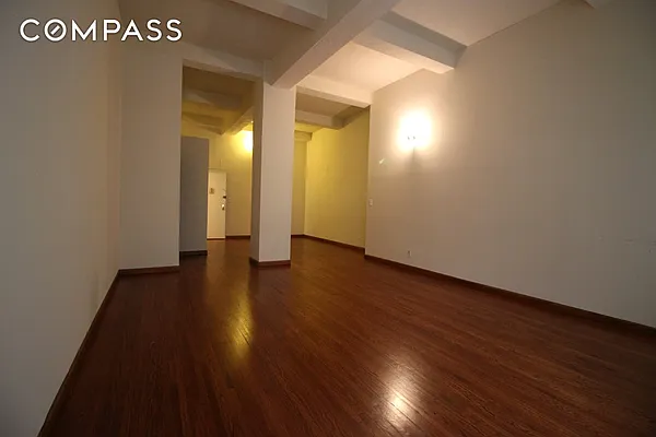 Rented by Compass | media 32