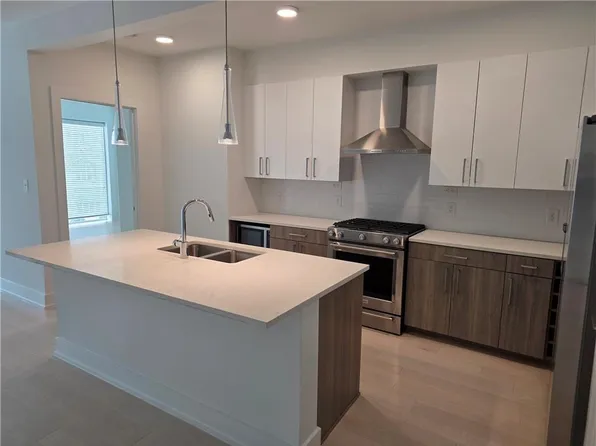 775 Juniper St NE #321, Atlanta, GA 30308