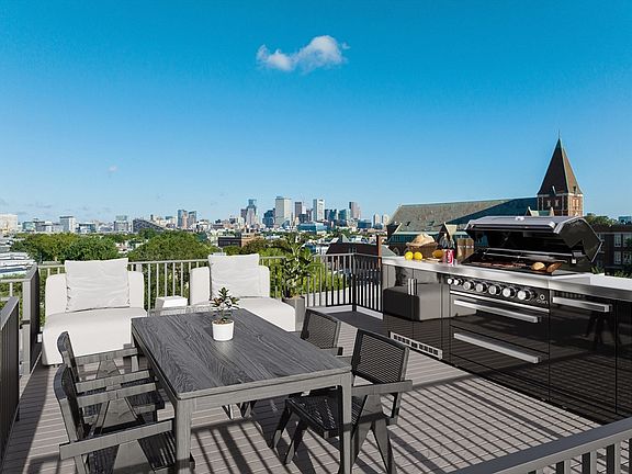 3rd image of 256 Dorchester St #301