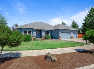 392 SE Soft Tail Loop, Bend, OR 97702