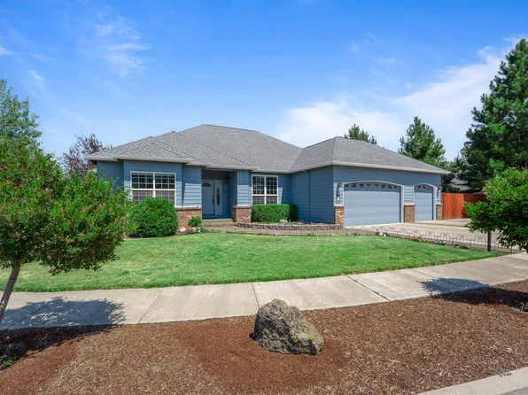 392 SE Soft Tail Loop, Bend, OR 97702