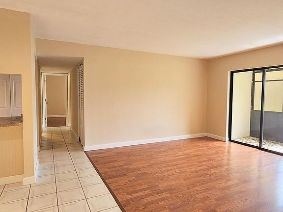 3rd image of 623 Sea Pine Way APT F1