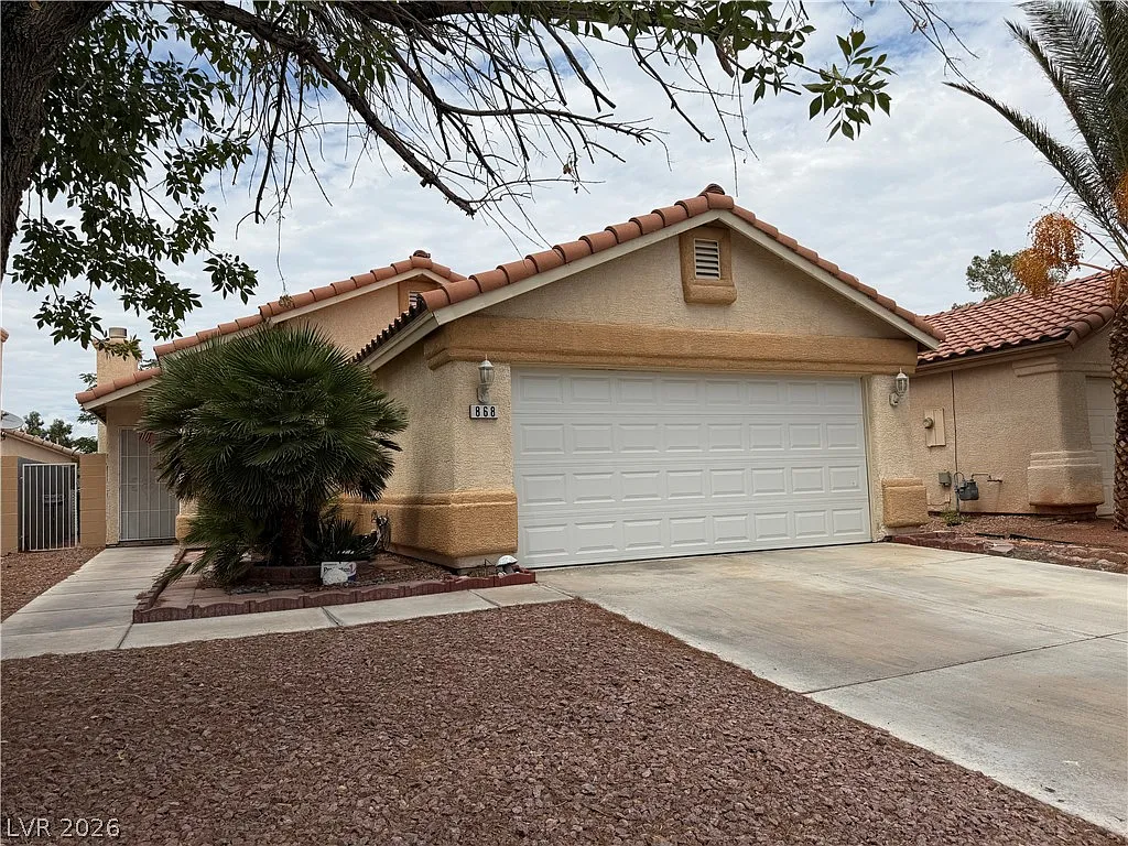 2 bed, 2.0 bath, 1020 sqft, $1,650 — Photo 2