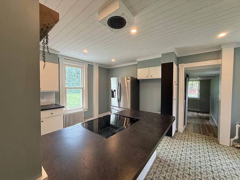 2145 New Scotland Rd — Photo 3