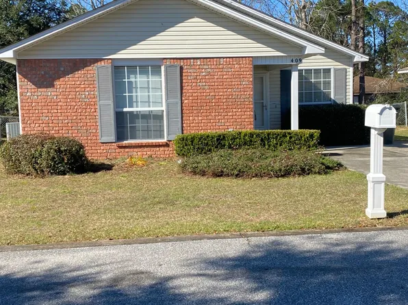 409 Oak Knoll Ln, Pensacola, FL 32506