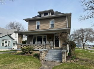 302 W 2nd St, Port Clinton, OH