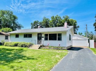 230 Garnet Ln, Madison, WI 53714