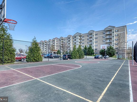 3rd image of 6301 Edsall Rd Unit 418