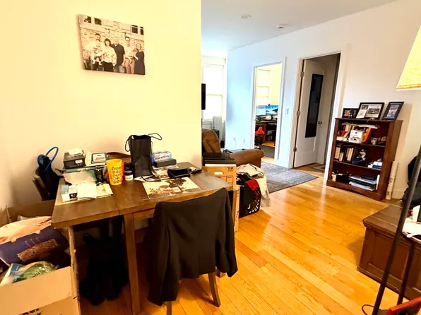 24 Charles St #11, New York, NY 10014