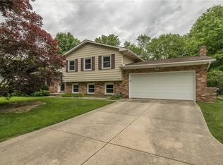 9241 Brandywine Rd, Northfield, OH 44067