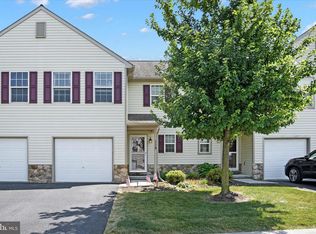 115 N Village Cir, Palmyra, PA 17078