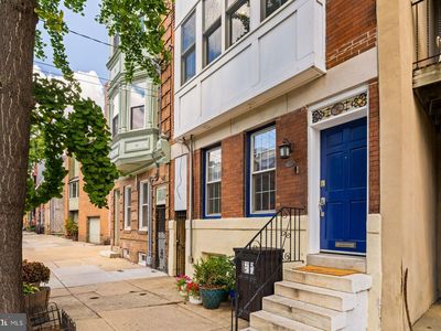 215 Christian St, Philadelphia, PA, 19147