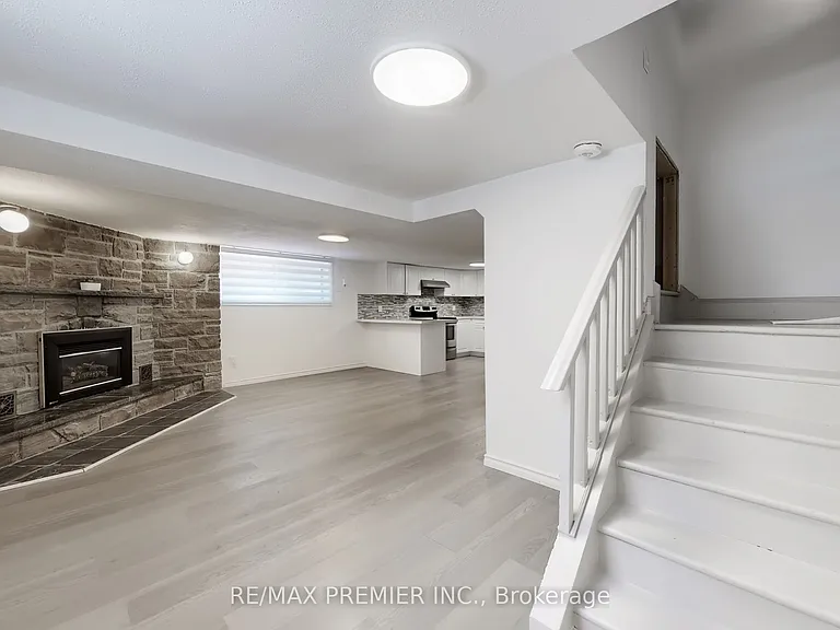 47 Amsterdam Ave #BASEMENT — Photo 3