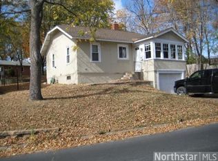 517 Stoughton Ave, Chaska, MN 55318