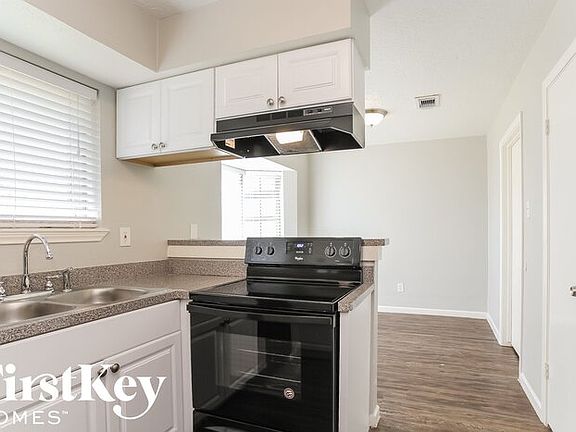 5th image of 905 Sunnybrook Dr