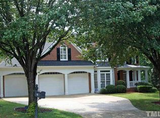 103 Finnway Ln, Cary, NC 27519