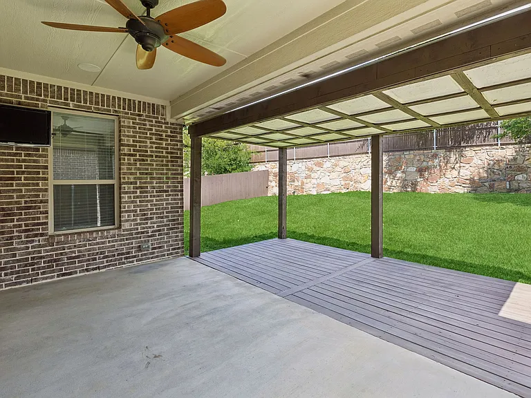 15424 Bluffdale Dr — Photo 24
