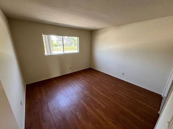 Walker Gardens, 8362 Walker St #26U, La Palma, CA 90623