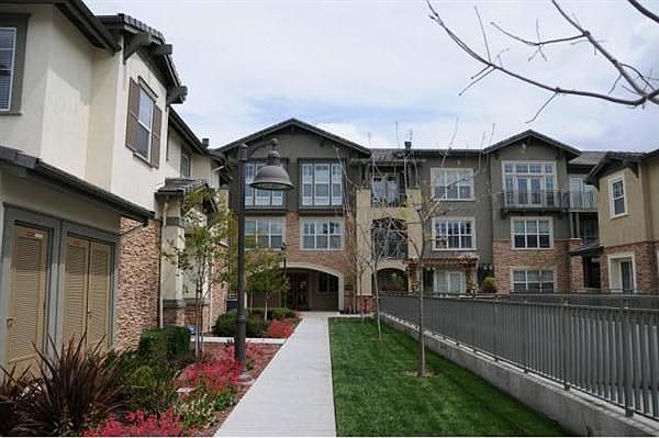 1st image of 2881 Meridian Ave Unit 219
