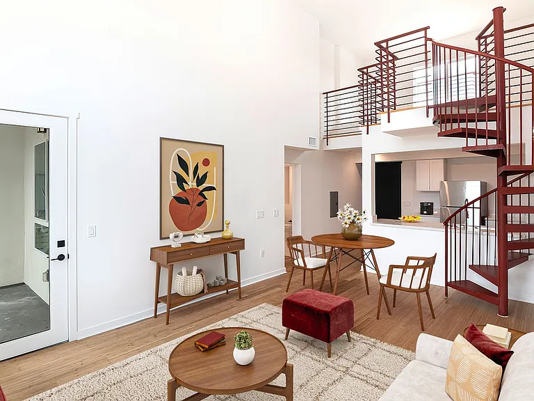 321 S Fickett St — Photo 1
