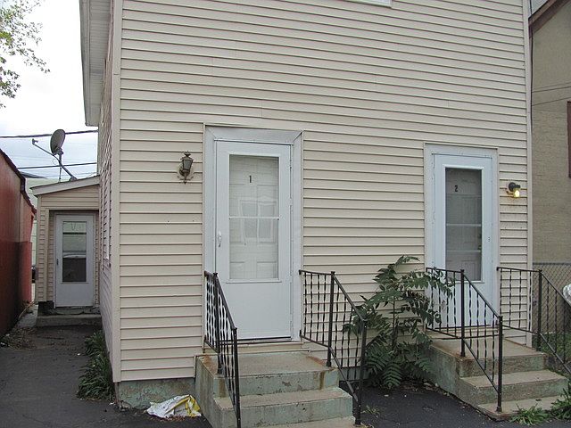 1st image of 183 Stripe Ct #1