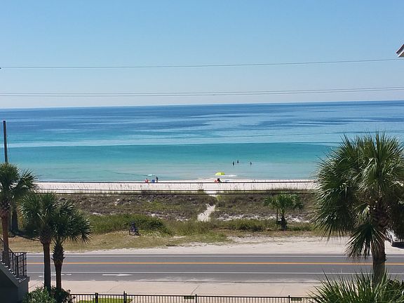 3rd floor balcony view