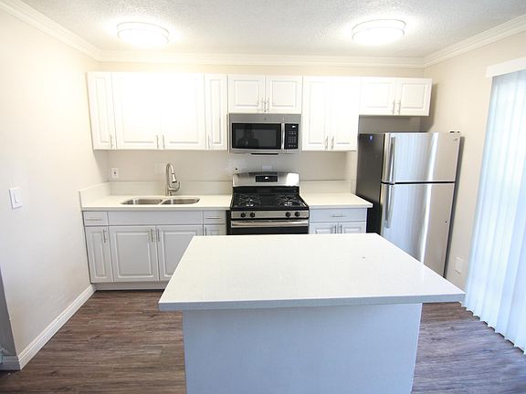 3rd image of 101 N Normandie Ave APT 203