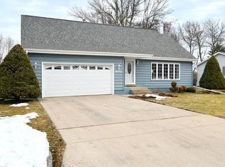 900 9th Ave NW, Waseca, MN 56093