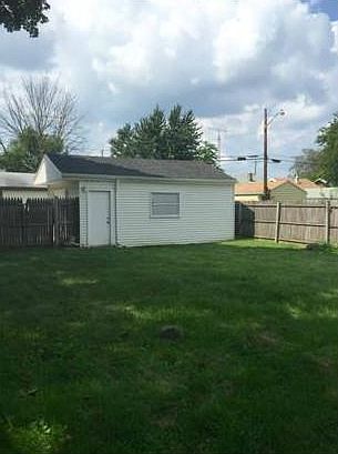 2nd image of 956 Wright Ave