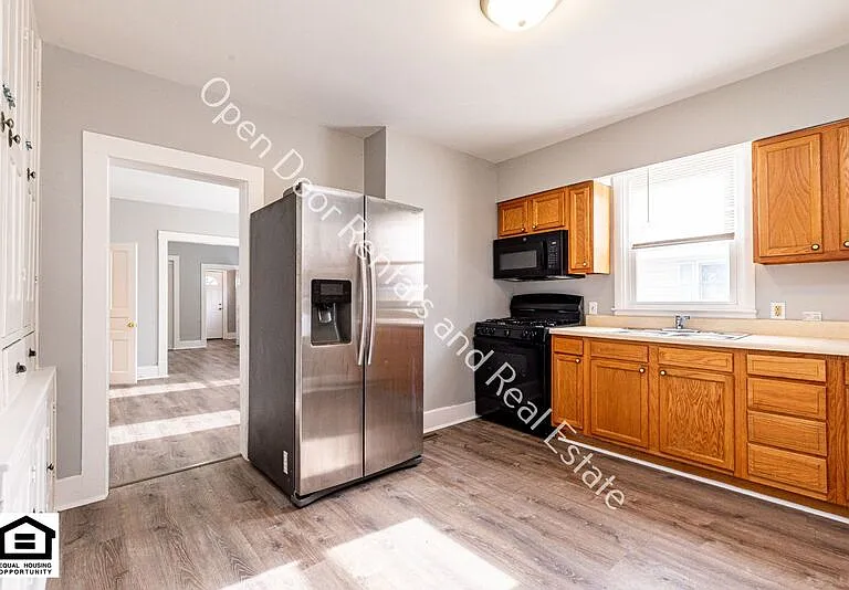 515 N State St #515 N STATE — Photo 8