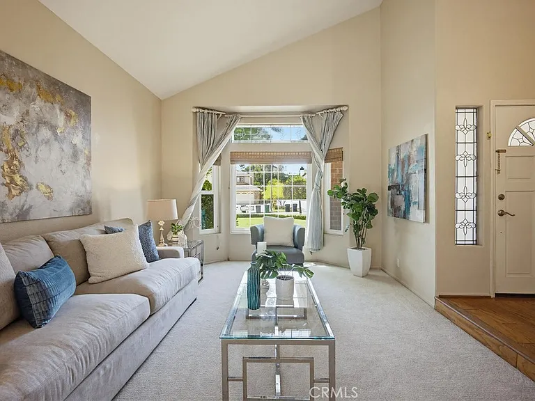3731 Columbia Cir — Photo 7