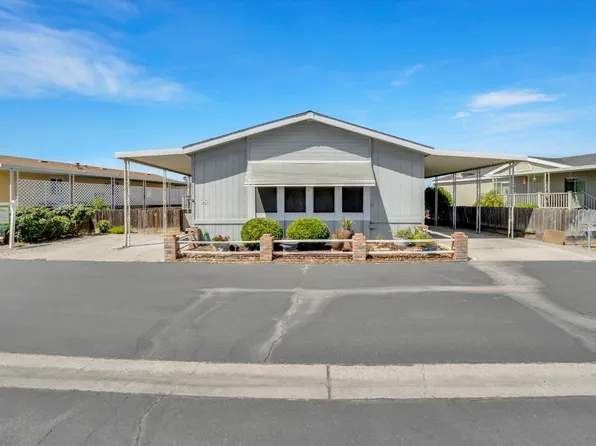 19667 American Ave Space 98, Hilmar, CA 95324