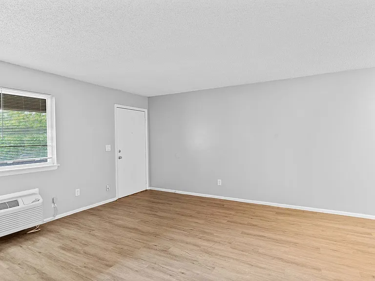 Fountainridge Apartments — Photo 37