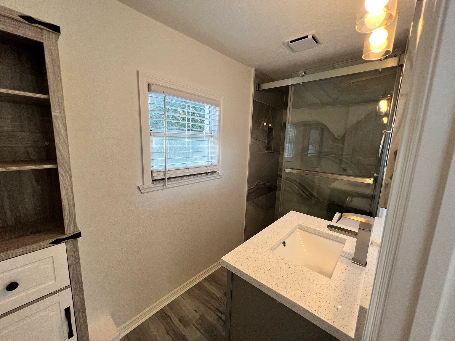1314 E Gore St — Photo 4