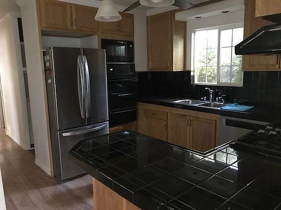 5th image of 1304 E Avenue I Spc 14