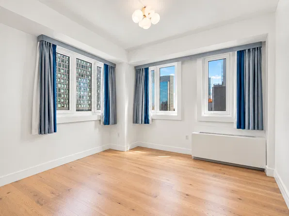 24-16 Queens Plaza South image 1 of 12
