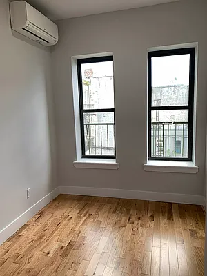 Rented by Evergreen Realty & Investments | media 19