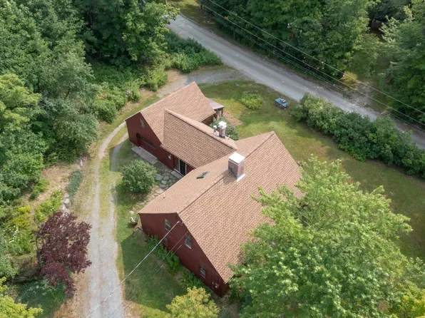 1038 North Groton Road, Groton, NH 03266