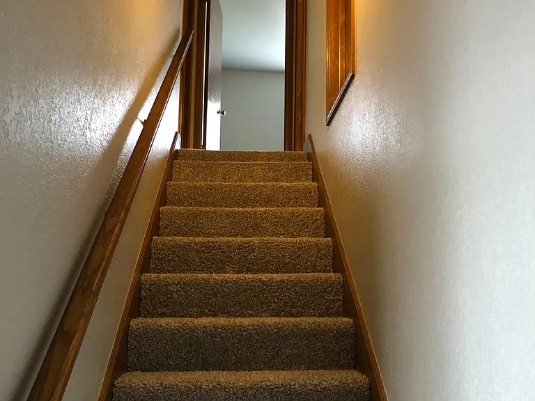 112 N Baumann Ave — Photo 9