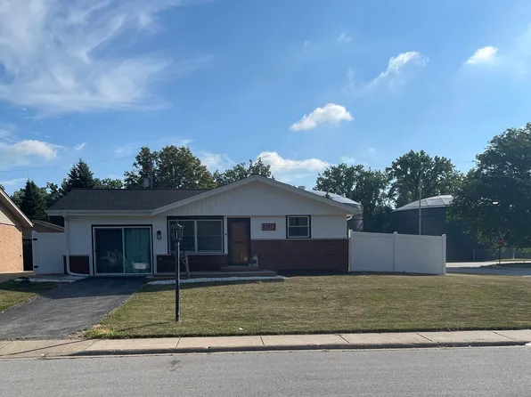 12813 E Playfield Dr, Crestwood, IL 60418