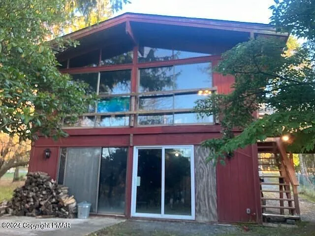 559 Mountain Rd photo 1