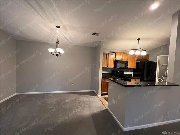 6650 Wareham Ct #8 — Photo 8