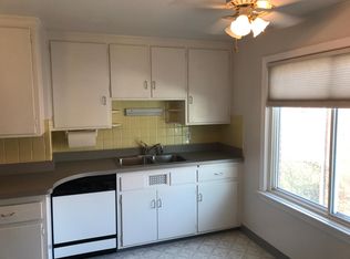 14523 Cedar Rd, Beachwood, OH 44122