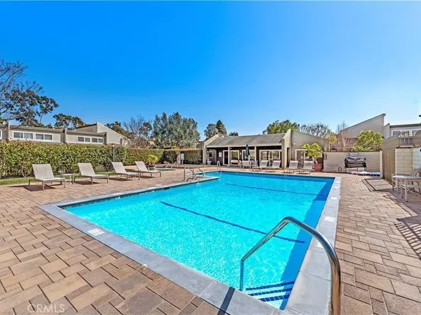 18692 Maplewood Cir, Huntington Beach, CA 92646