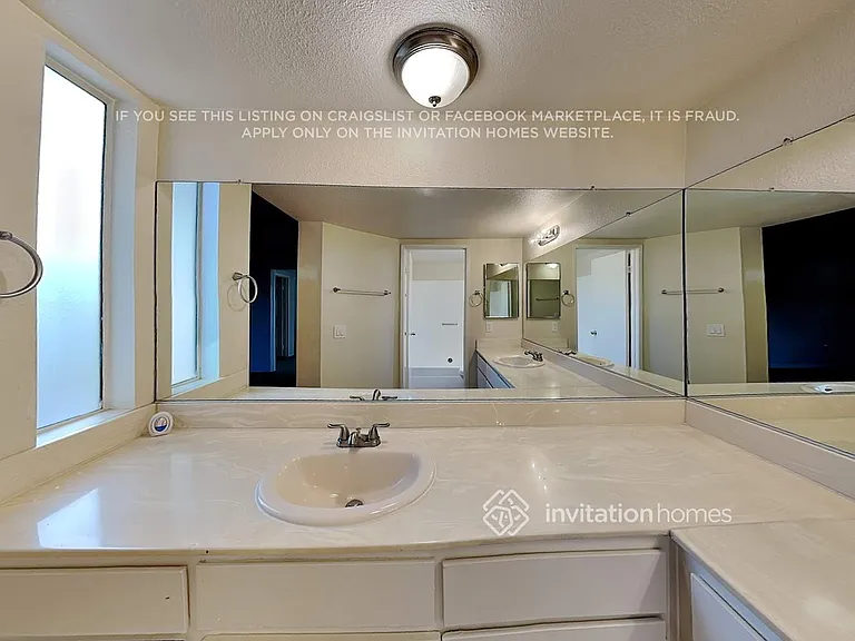 23270 Elfin Pl — Photo 11