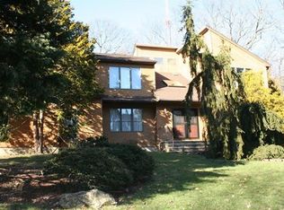 30 Cherokee Rd, East Brunswick, NJ 08816